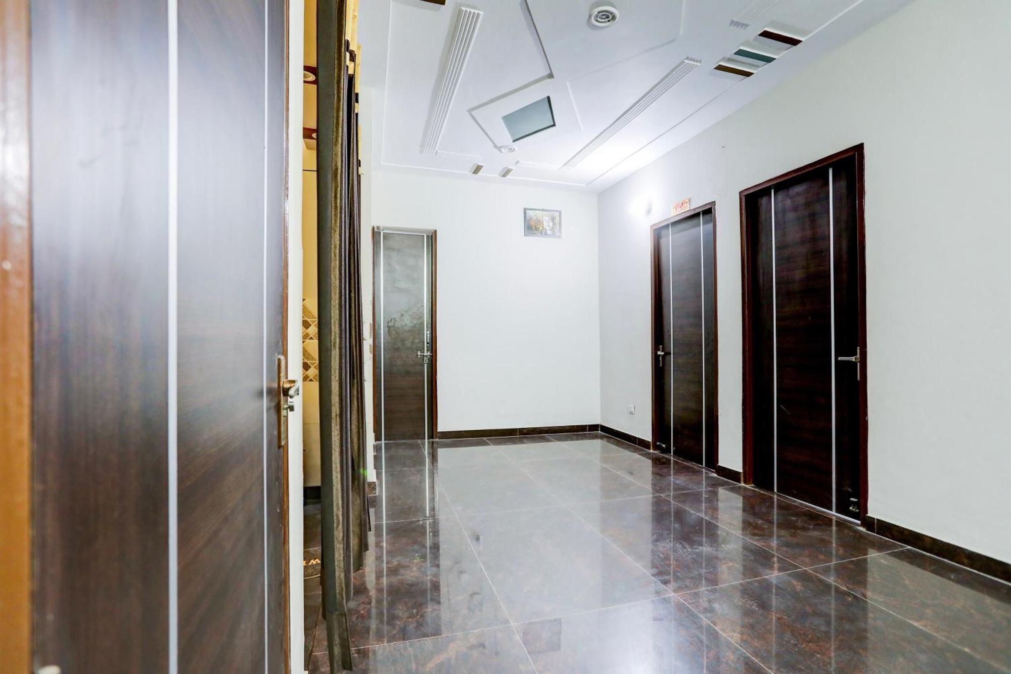 Hotel O Grand Epic Inn Noida Luaran gambar